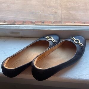 Naturalizer Navy Flats // Size 7.5 W